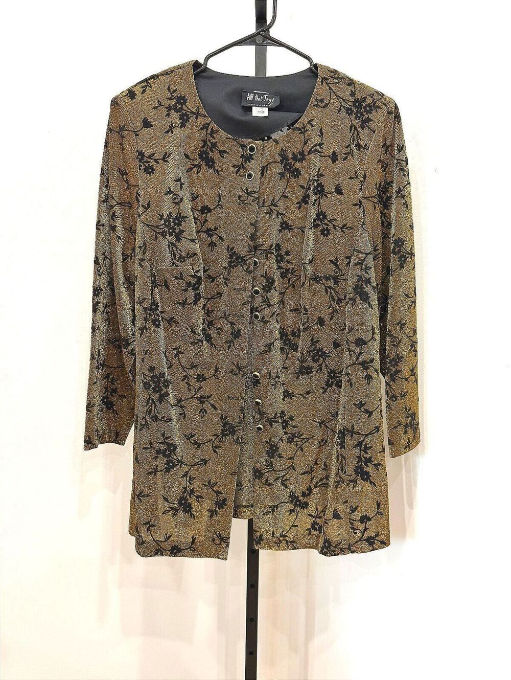 All That Jazz Woman Petite Floral Button-Up Jacket 18WP